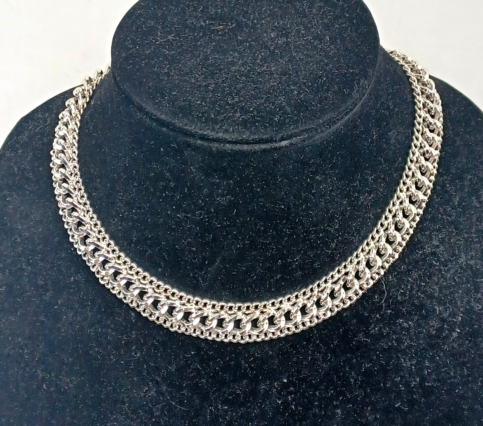 Vintage Sarah Coventry Silver Tone Chain Choker Necklace Signed 16″