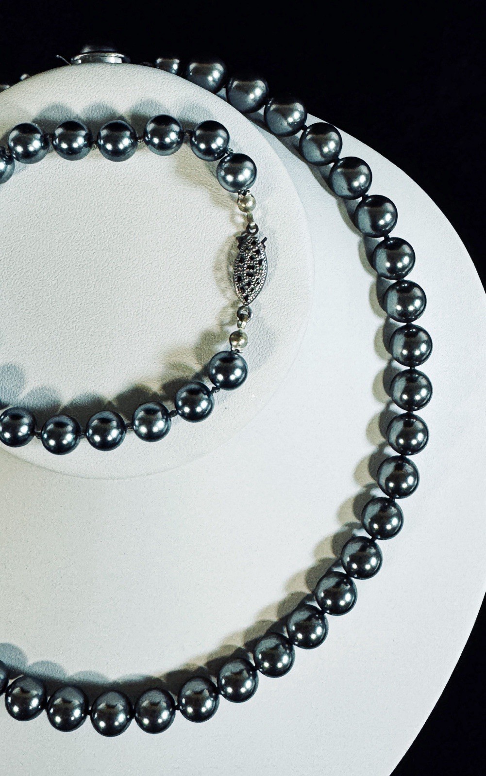 Vintage Faux Dark Gray Pearl Necklace and Matching Bracelet Glass Both EUC