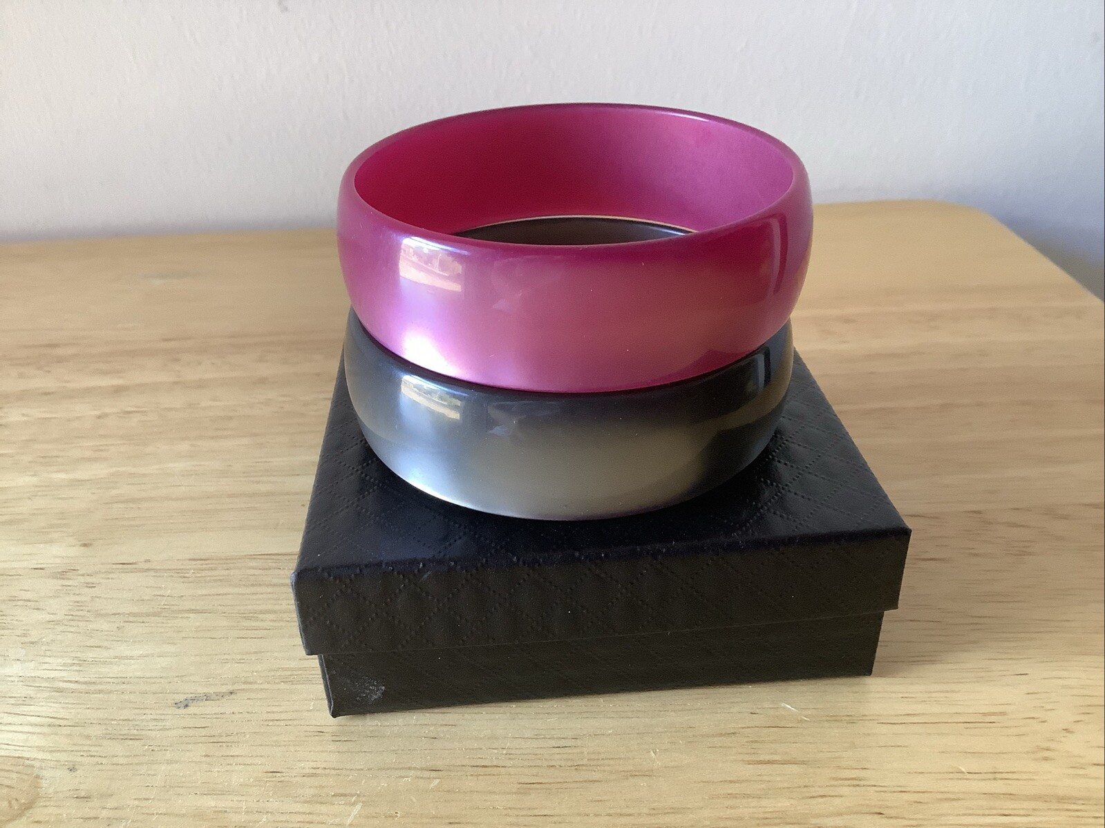 Vintage Moonglow Bangle Bracelets 2 Purple Grey Thermoset Glows Low Profile