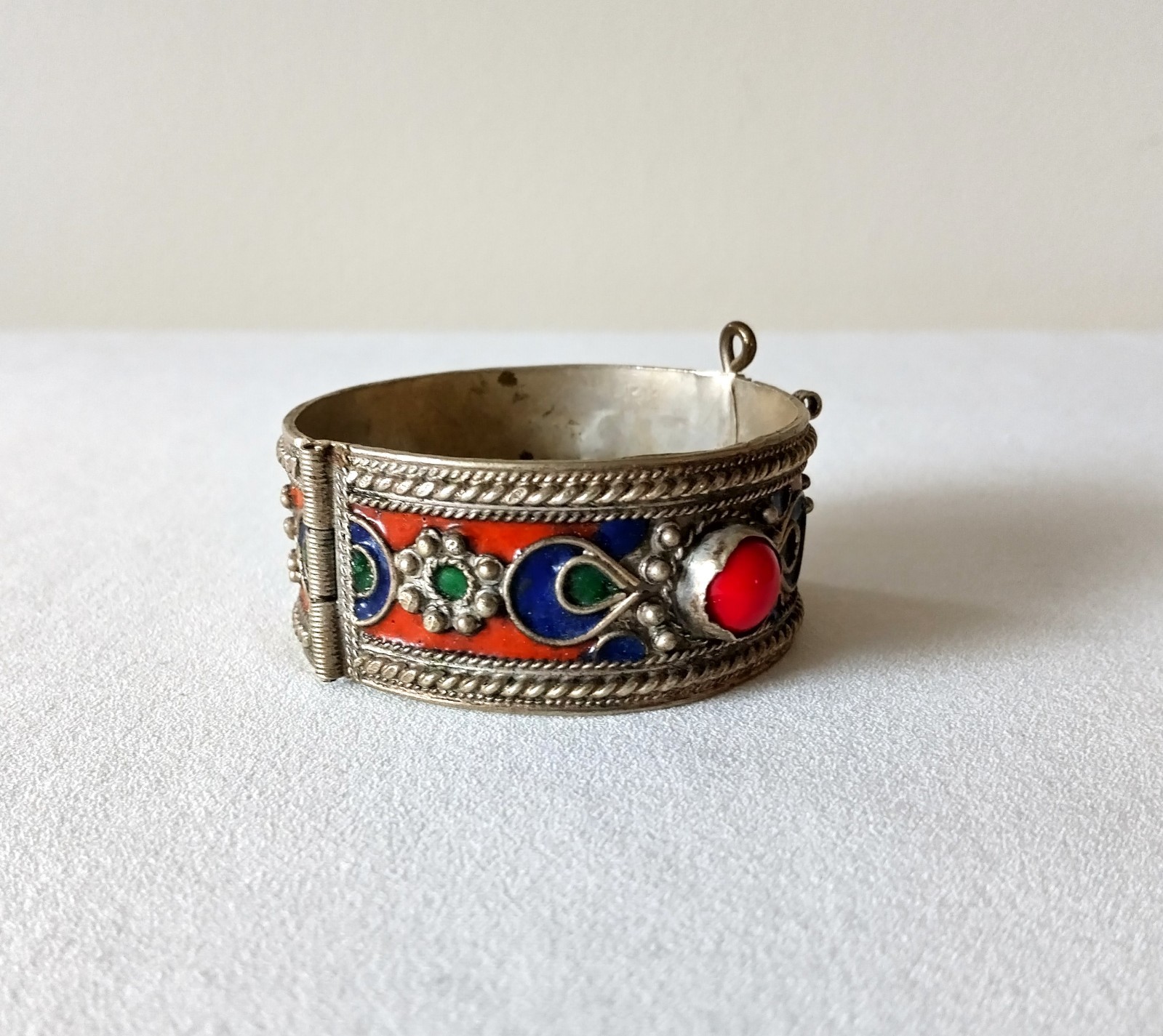 Vintage 1940s Berber Kabyle Enamel & Red Coral Bangle Bracelet