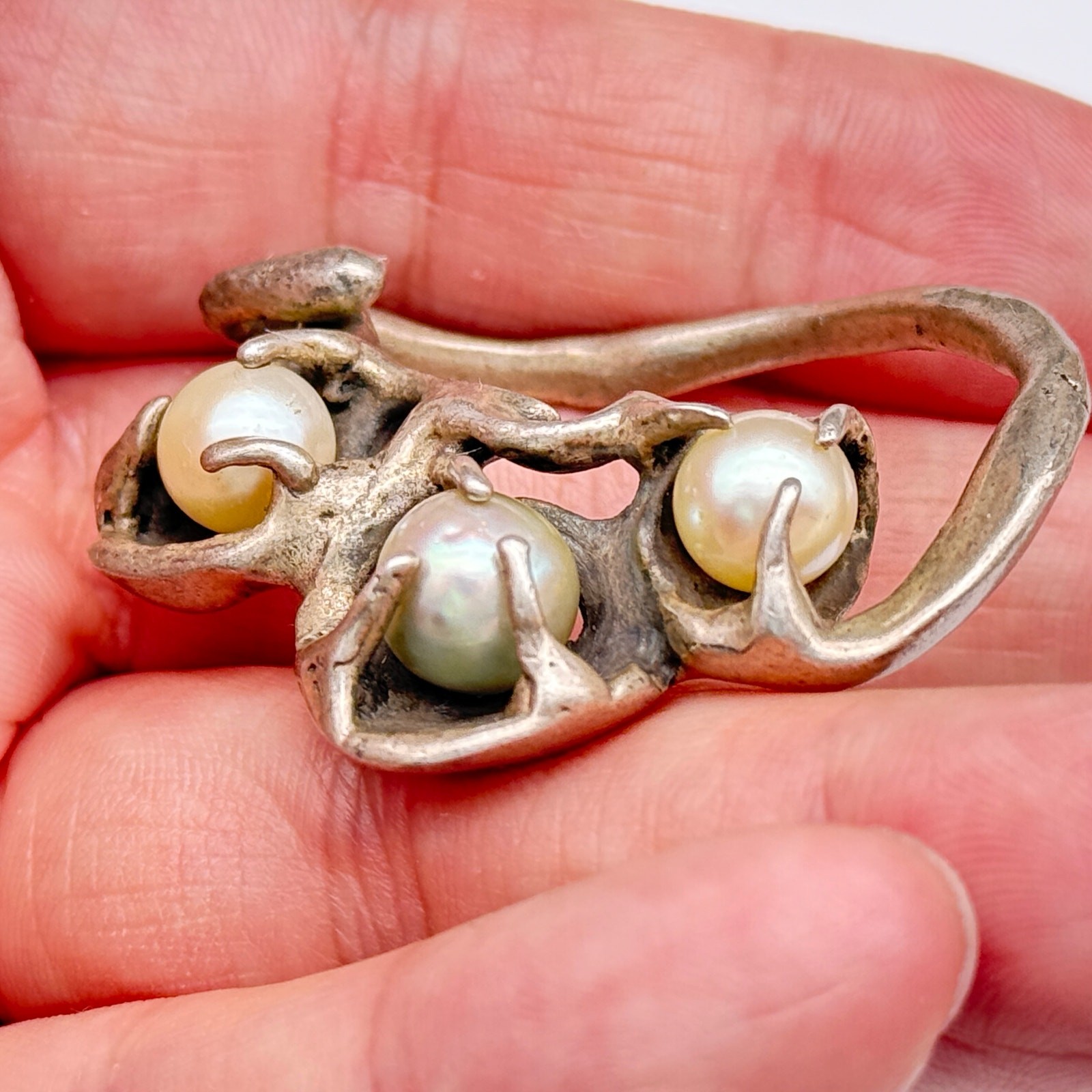 Vintage Brutalist Abstract Pearl Silver Pendant