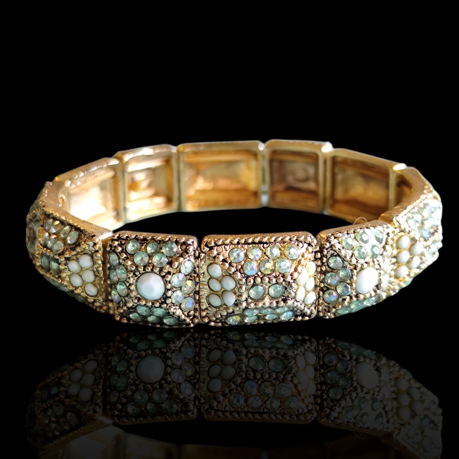 Vintage Mint Green Opaline Glass Rhinestone Block Stretch Bracelet 7.5in