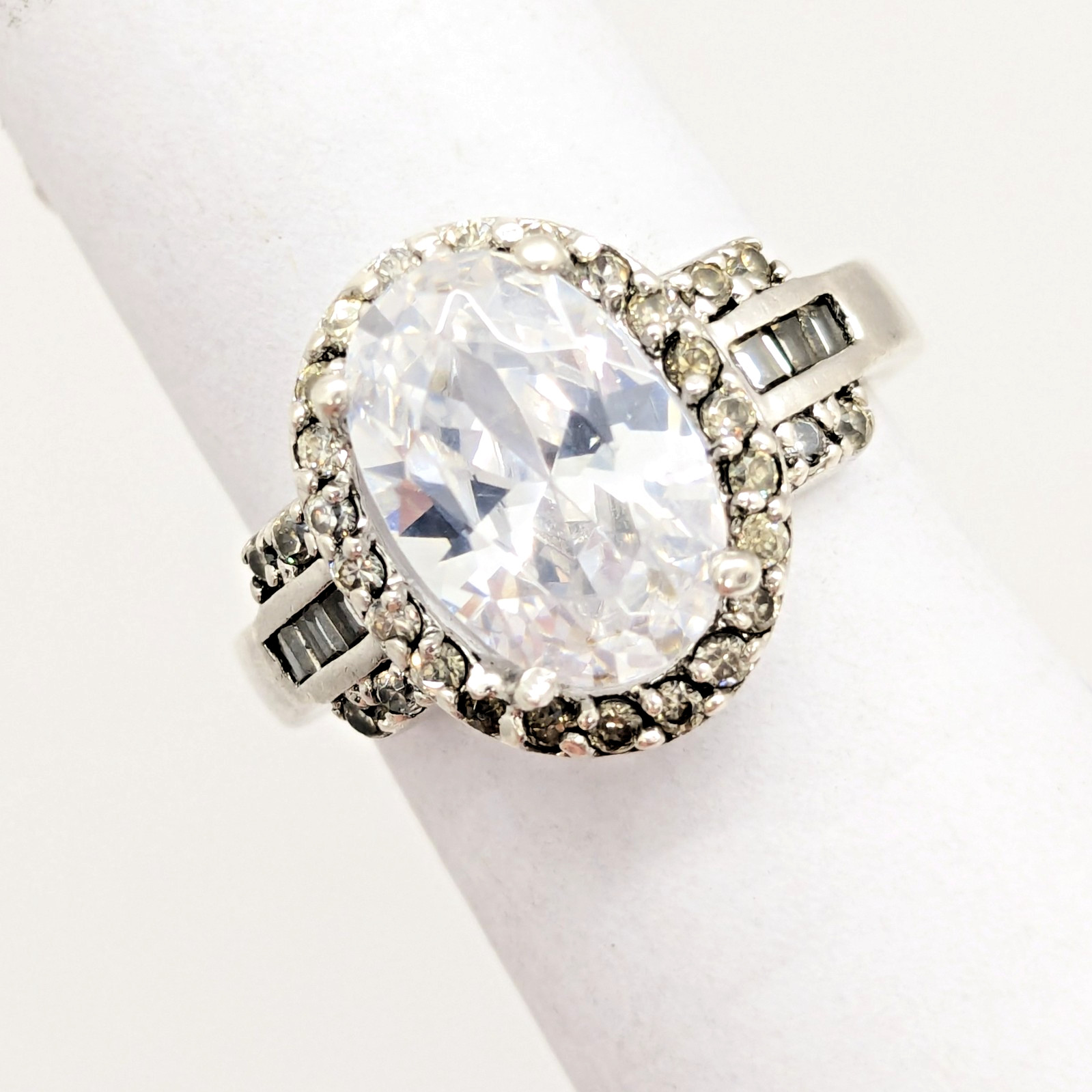 Vintage Elegant RING Silver 925 with Big Bright Stone -size: 8.25US (18mm) | #91