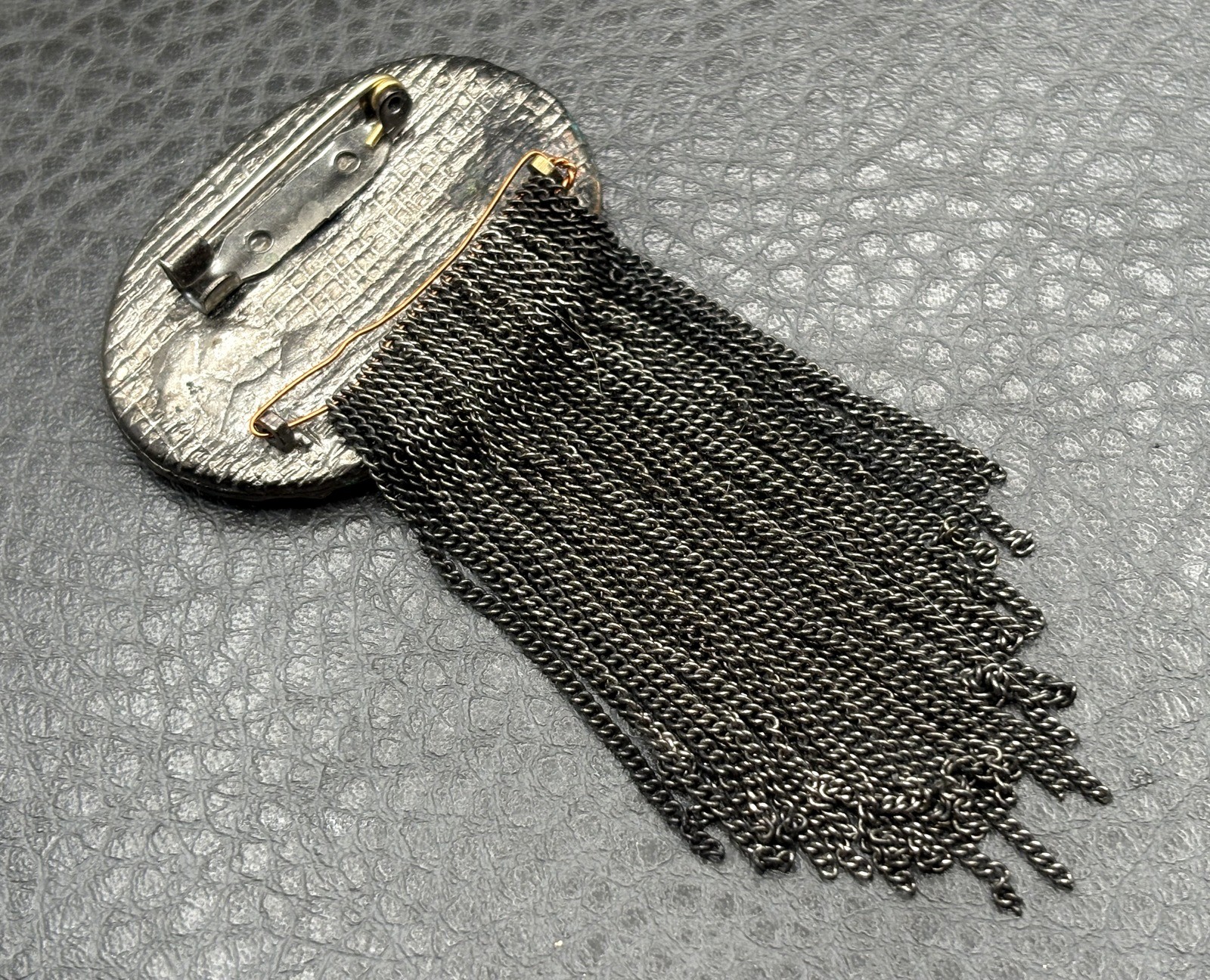 VTG 3.5” Silver Tone Fringe Abalone MOP Tassel Chains Dangle Pin Brooch