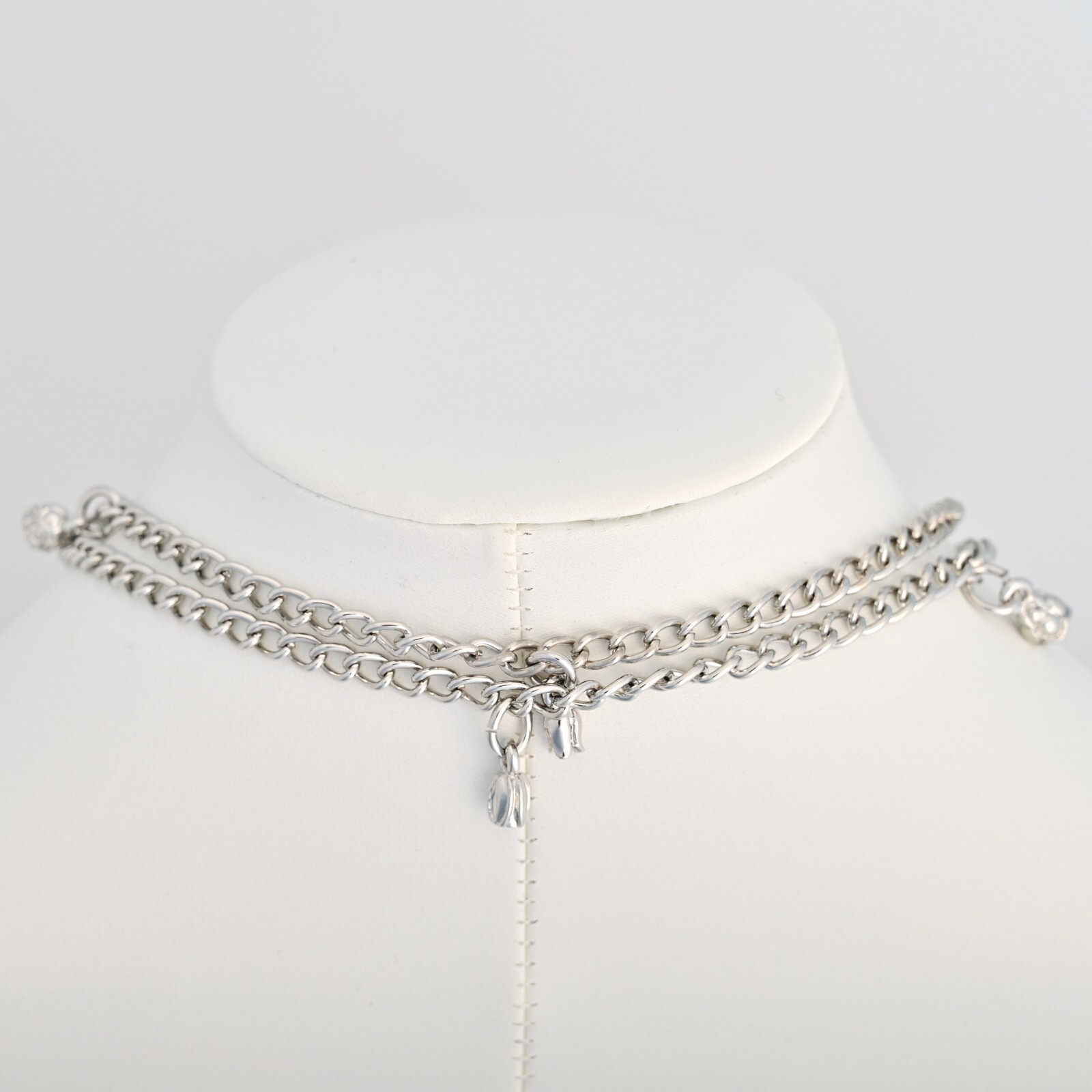 CHICOS Original Vintage Signed Silver Tassell Charm Drop Pendant Estate Necklace