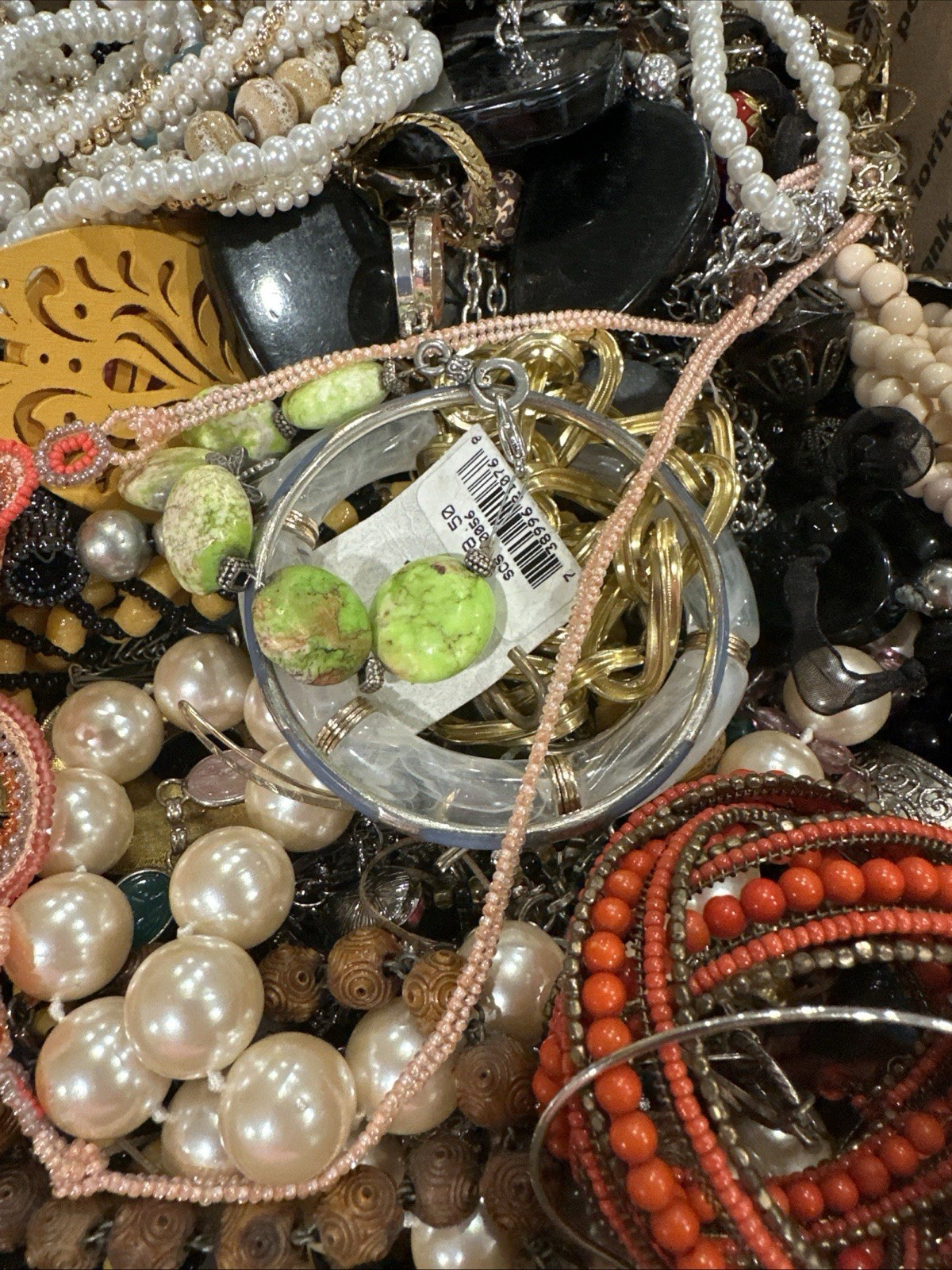 Vintage To Now Junk Drawer Jewelry Lot Unsearched Untested 15 Pounds – AM1