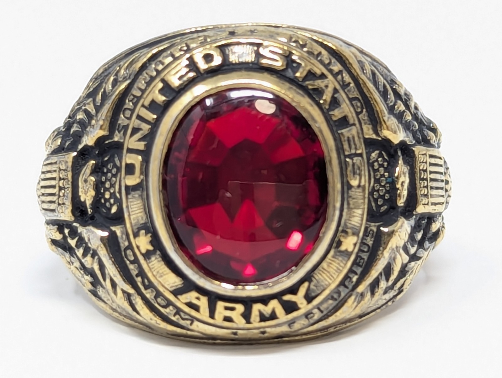 Vintage US Army Military Gold Plated Ring Red Faceted Stone Karatclad Size 10.5