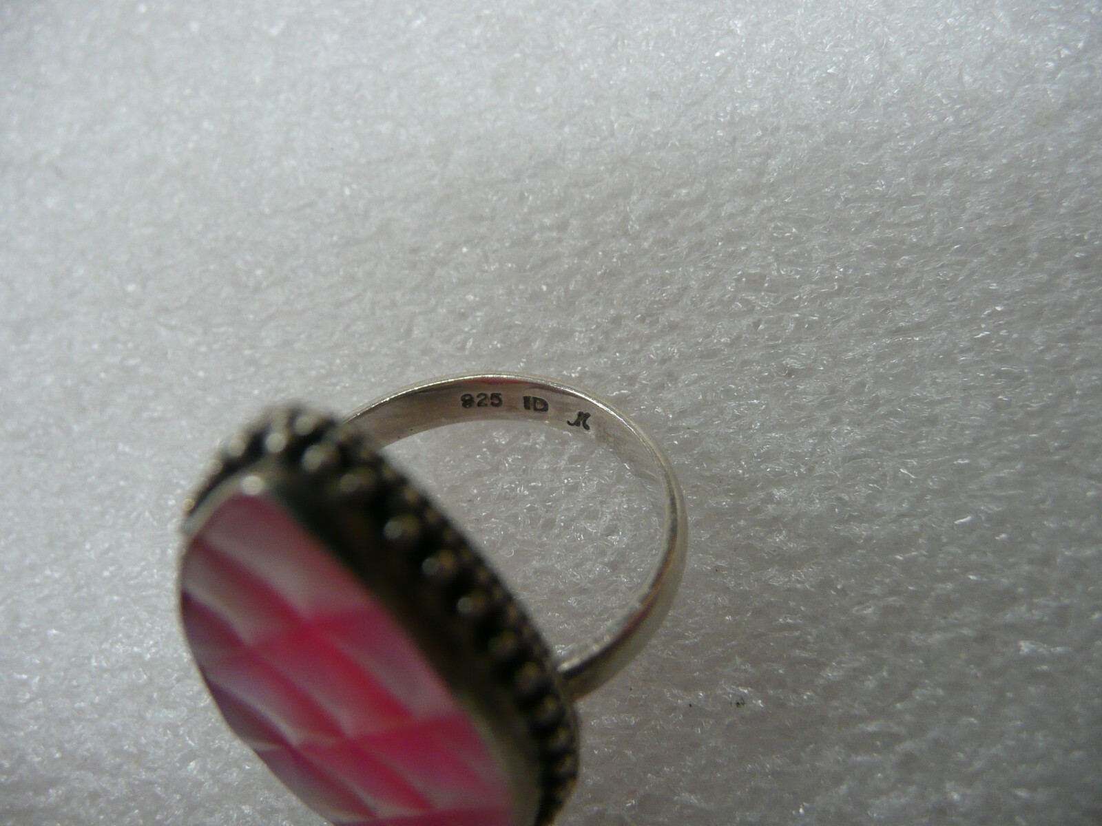 Robert Manse Signed M ID 925 Pink Mother of Pearl Bali Scroll Pattern Ring Size7