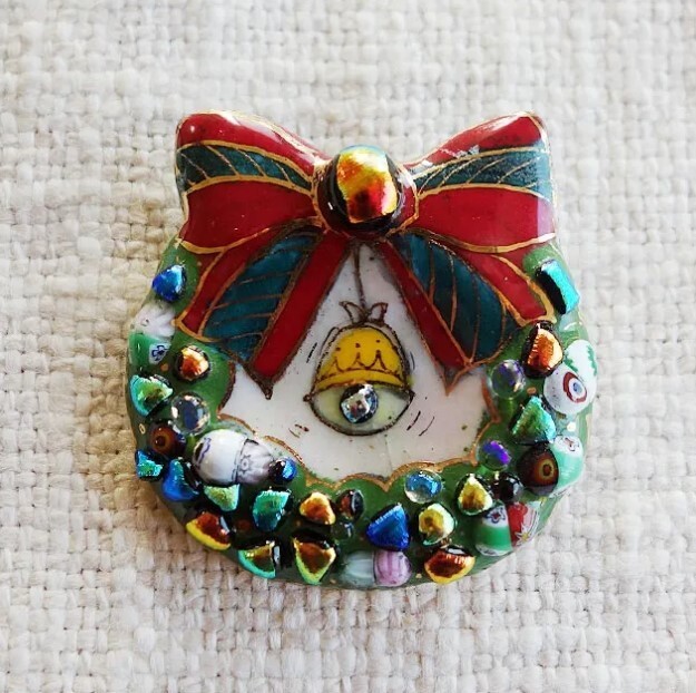 Christmas Wreath – Japanese cloisonné enamel Mini Brooch Made-to-order NEW