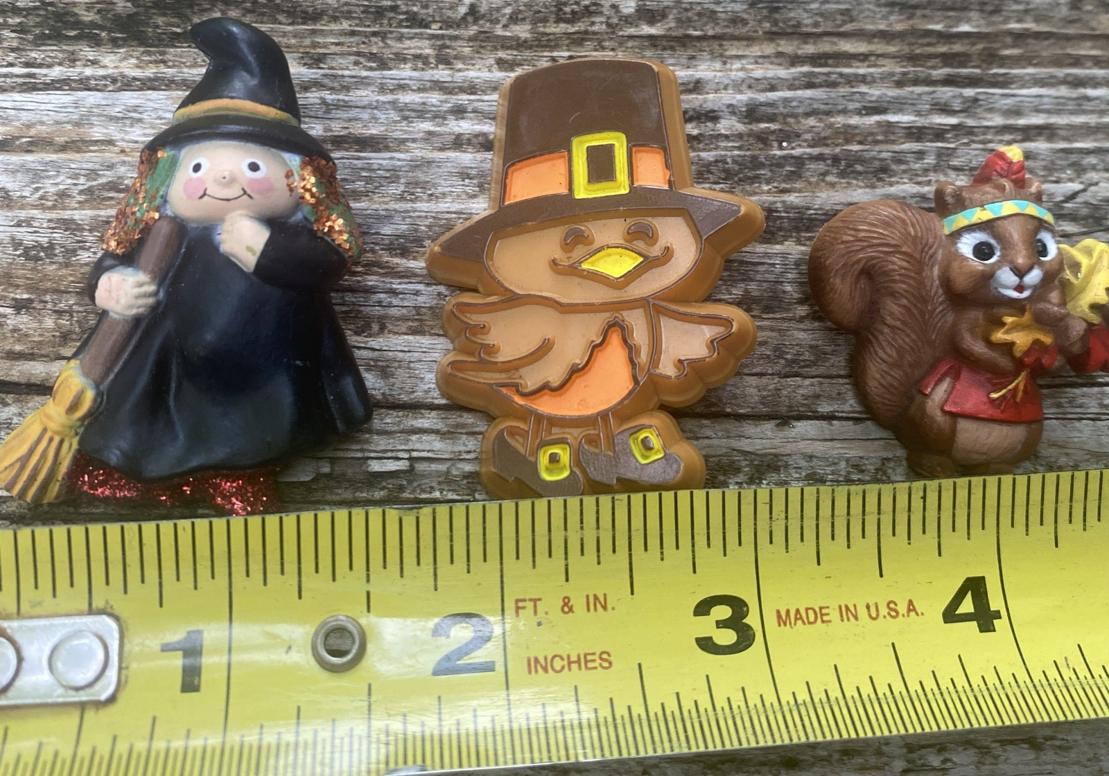 Hallmark Brooches Pins Halloween Witch Pilgrim Bird Fall Squirrel Lot of 3 Vtg