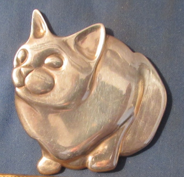 VINTAGE LARGE STERLING SILVER CAT BROOCH PIN SIGNED UNKNOWN MAKER SEE PHOTO 2