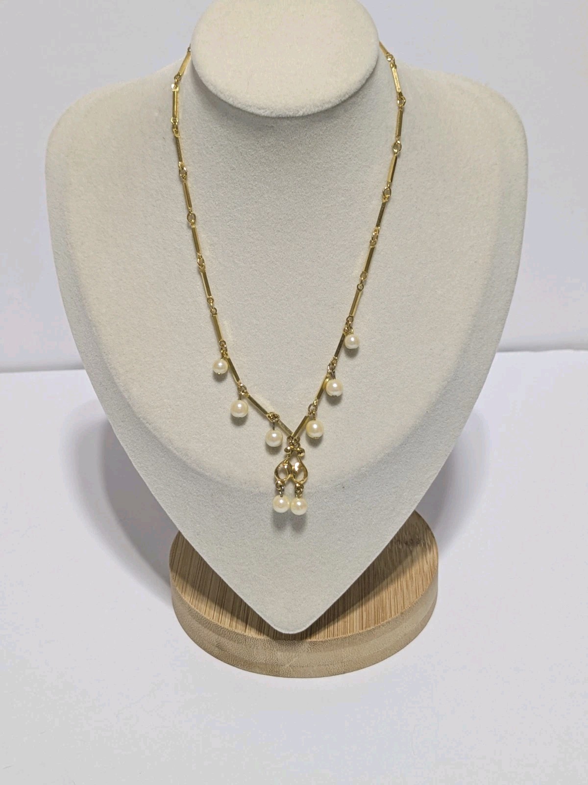Gold Tone Bar Link & Faux White Pearl Pendant Necklace Vintage 14″