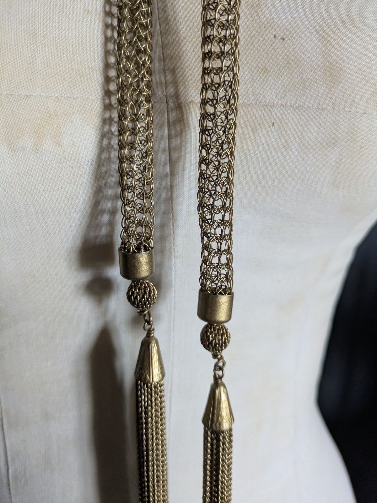 Vintage Brass Gold Tone Mesh Knitted Metal Wire Tassel Necklace Or Belt 55″