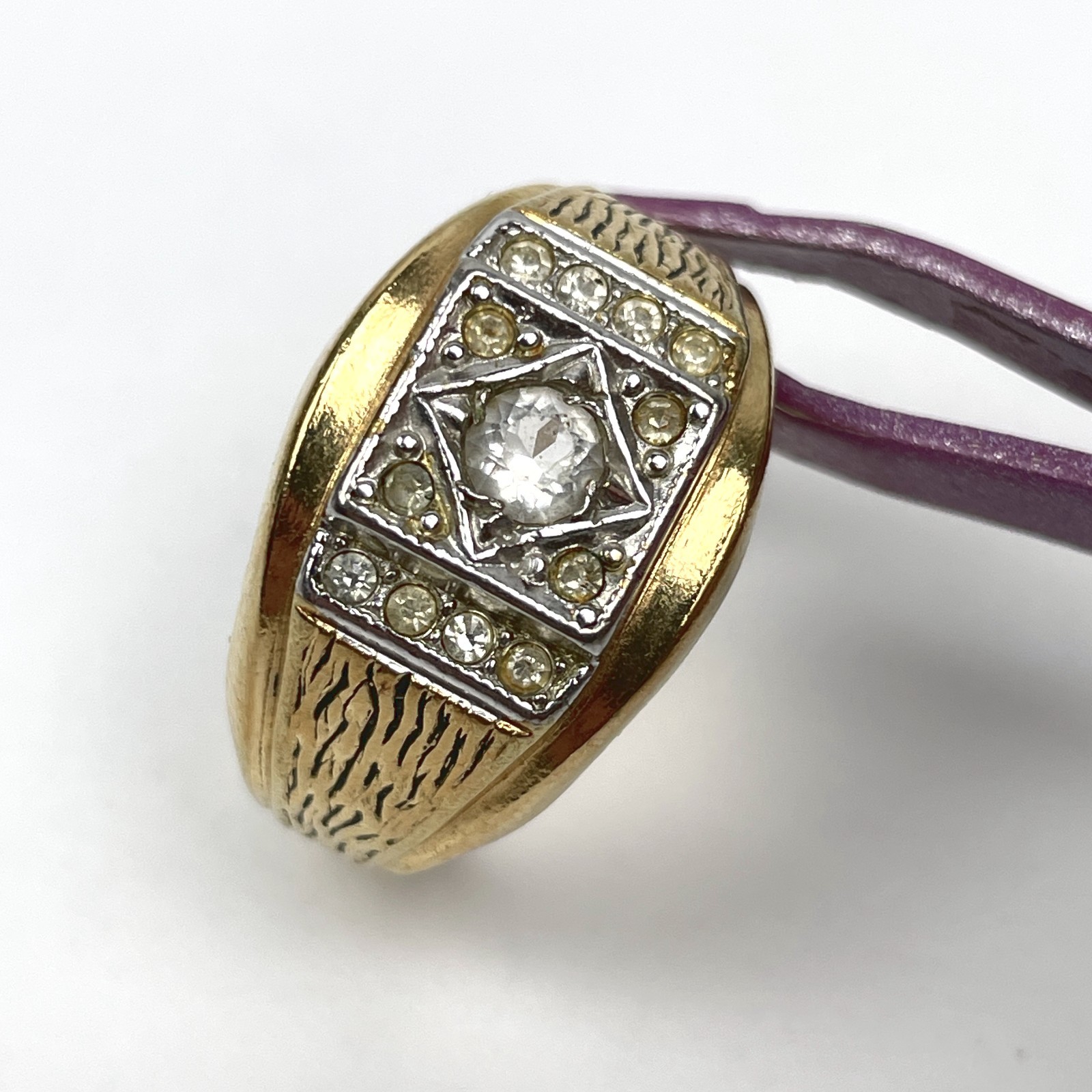 VTG MCM Men Signet Ring 18K HGE Textured Bark Two Tone Sz 10 3/4 Costume