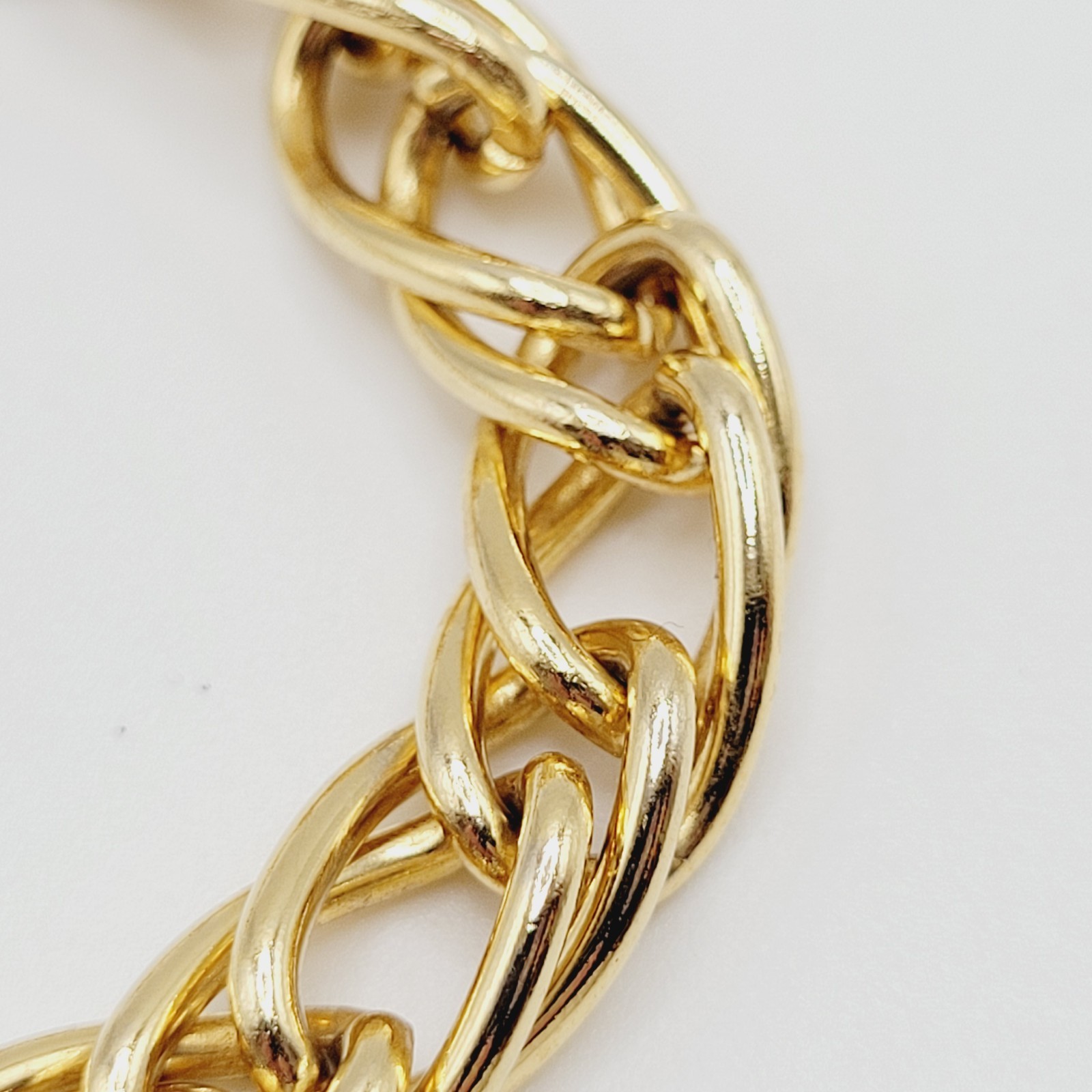Fancy Oval Link Fancy Curb Shiny Gold Tone Vintage Chain Bracelet 7.25 Inch
