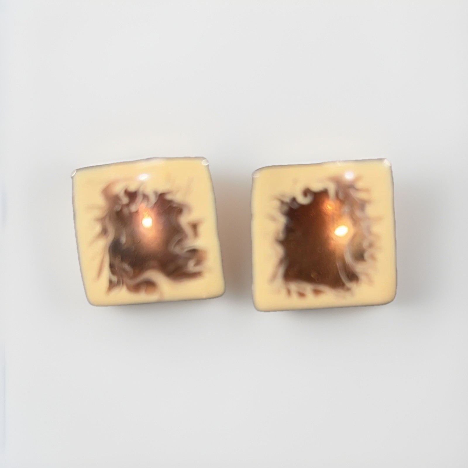 Enamel Shimmer Gold Swirl Square silver tone back posts