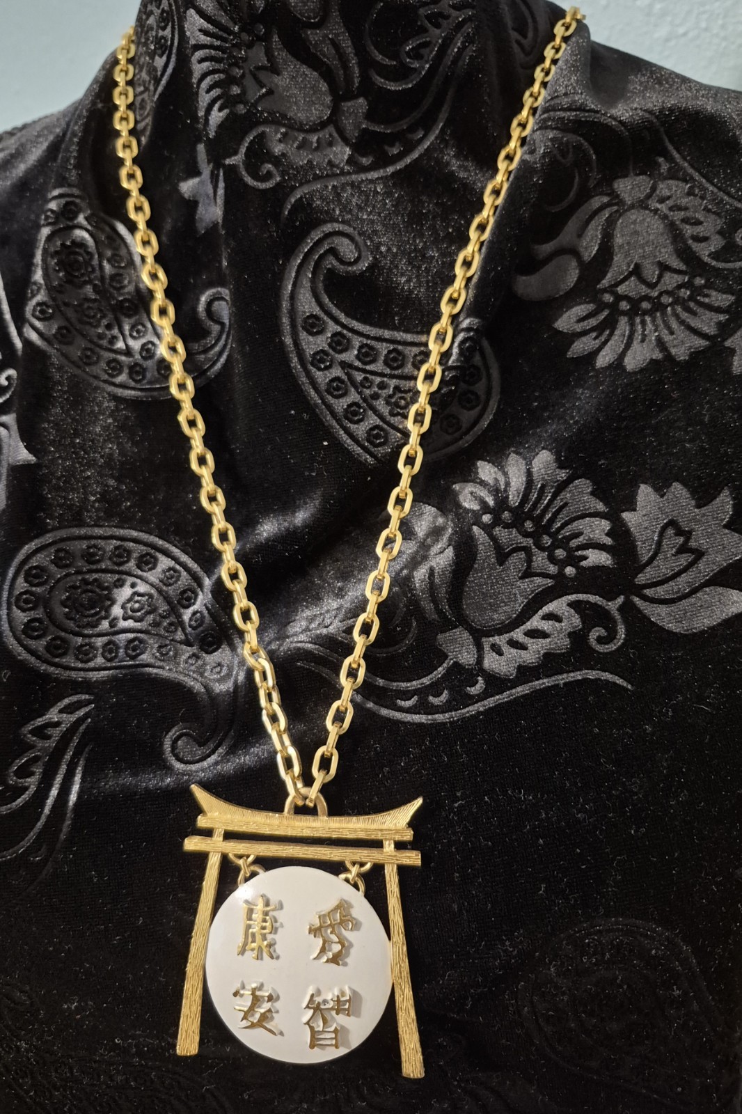 Vintage Trifari Gold-tone Pagoda Necklace Signed Necklace