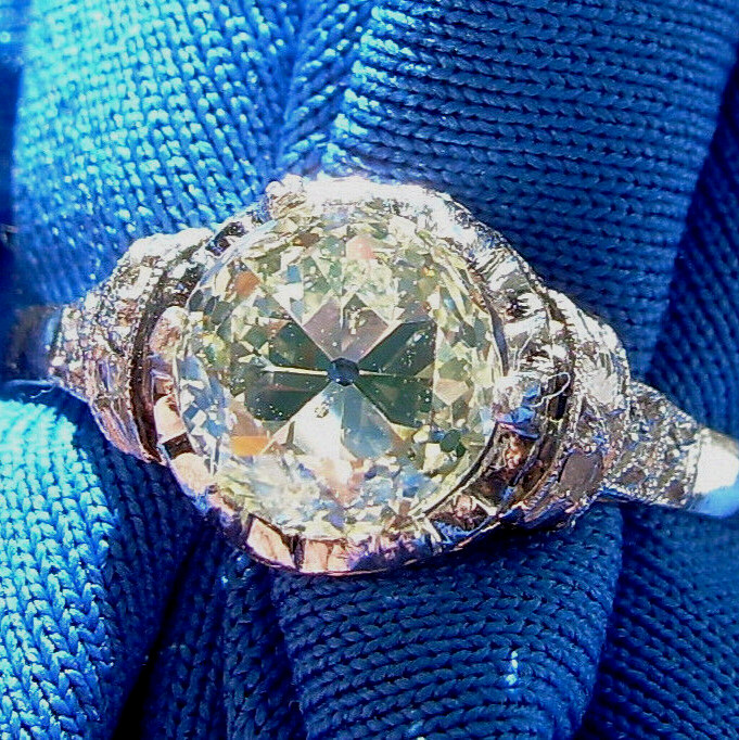 Original EARTH MINED DIAMOND Cushion cut Deco Engagement Ring PLATINUM Solitare