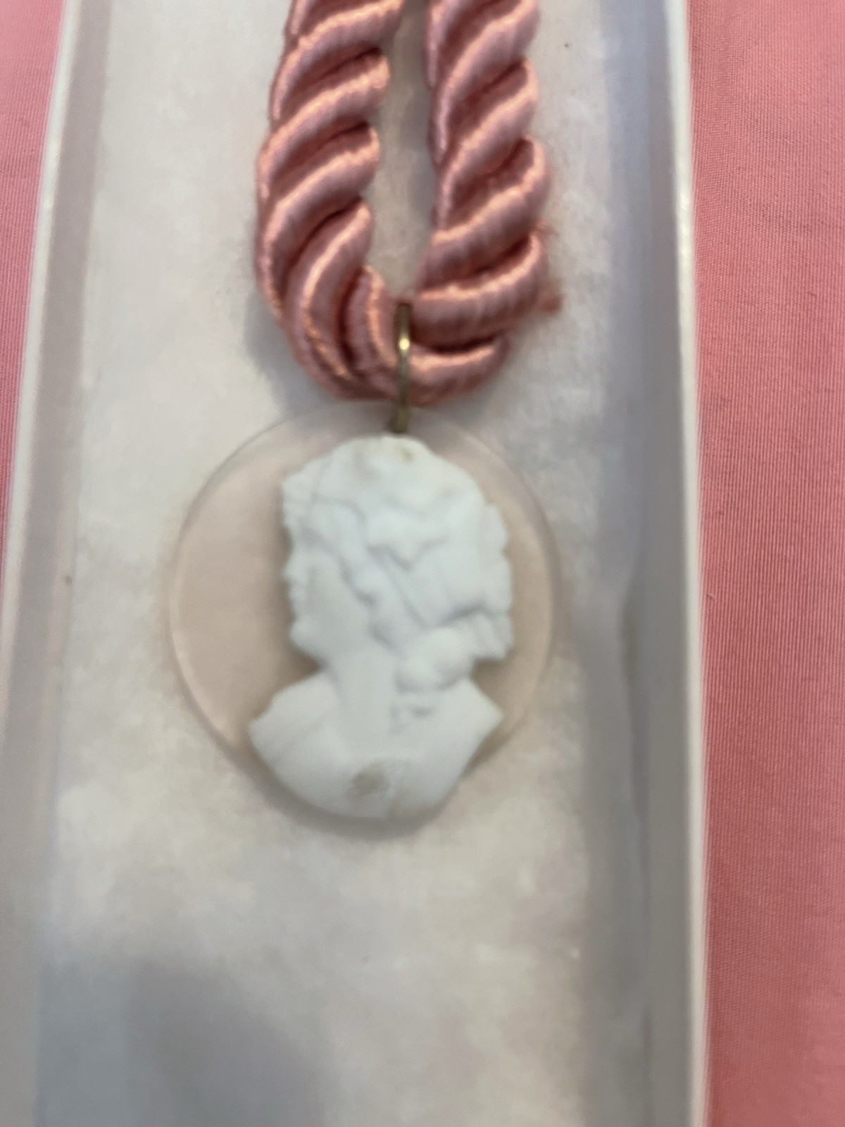 Vintage Cameo Pendant