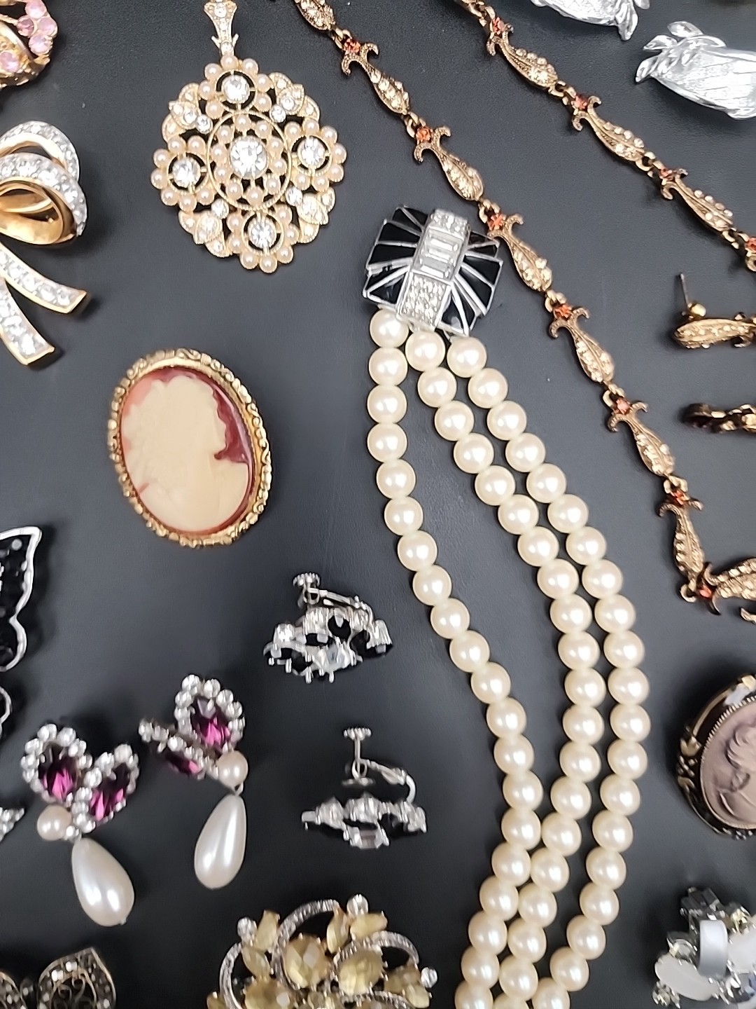 Vtg Costume Jewelry Lot Rhinetones Signed & Unsigned WEISS, JULIANA? Etc