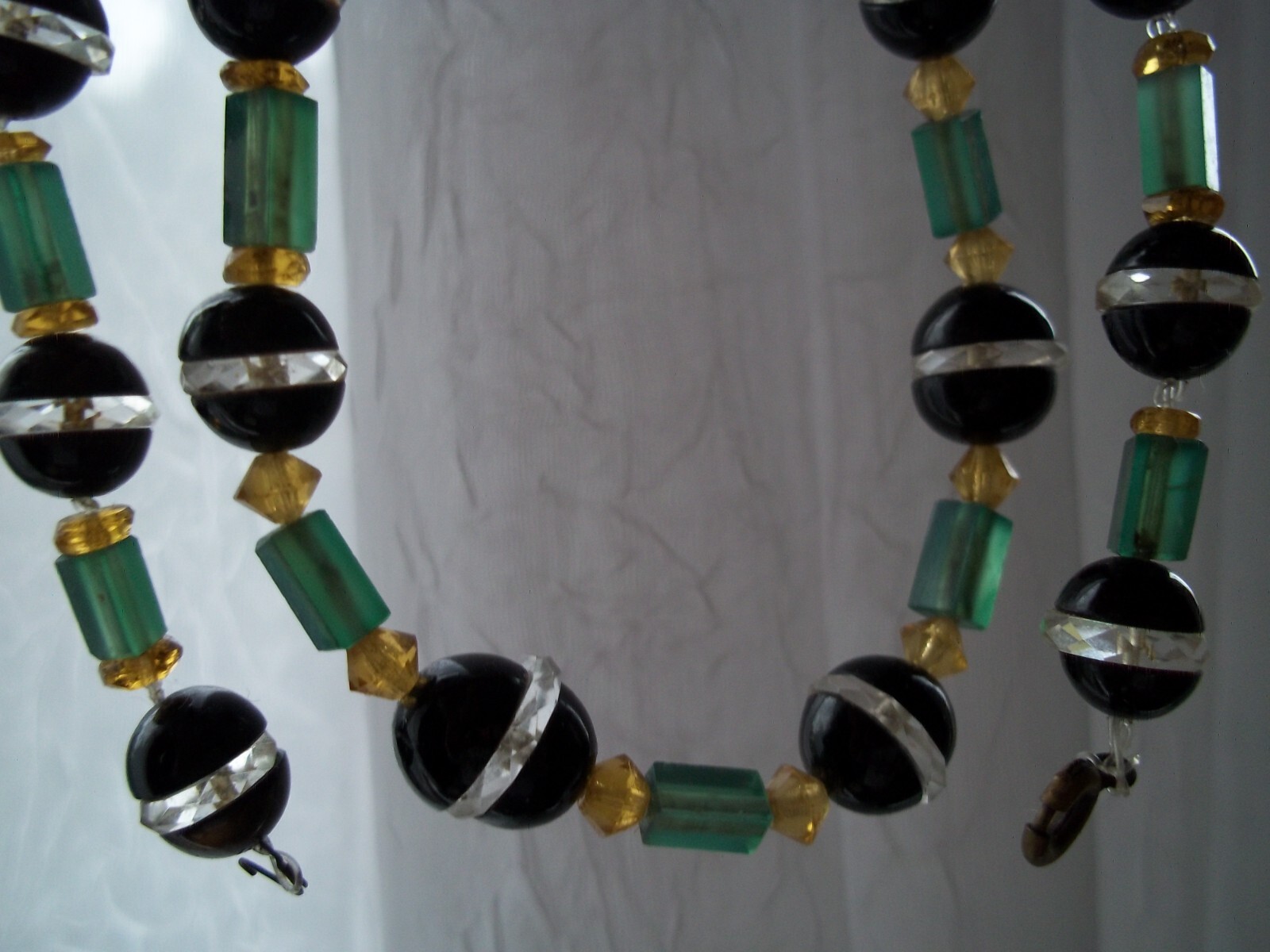 Vintage art nouveau deco rare cut unknown beaded green black yellow Necklace