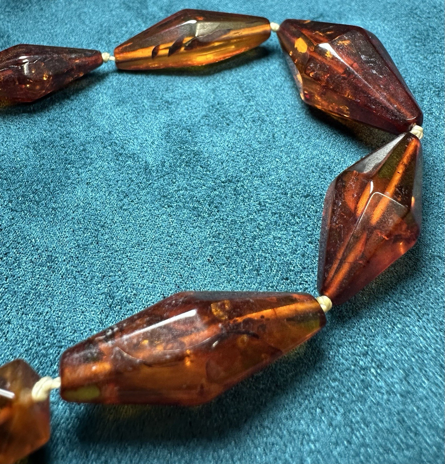 Amber Vintage Necklace 21 Grams