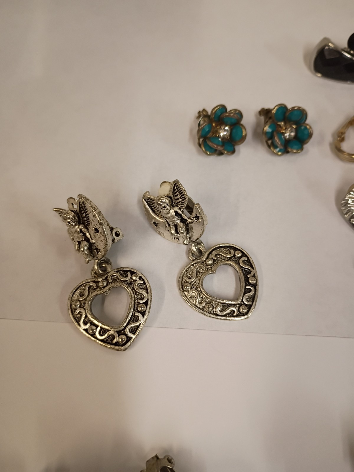 Women’s Vintage Clip-On Earrings 21 Pairs