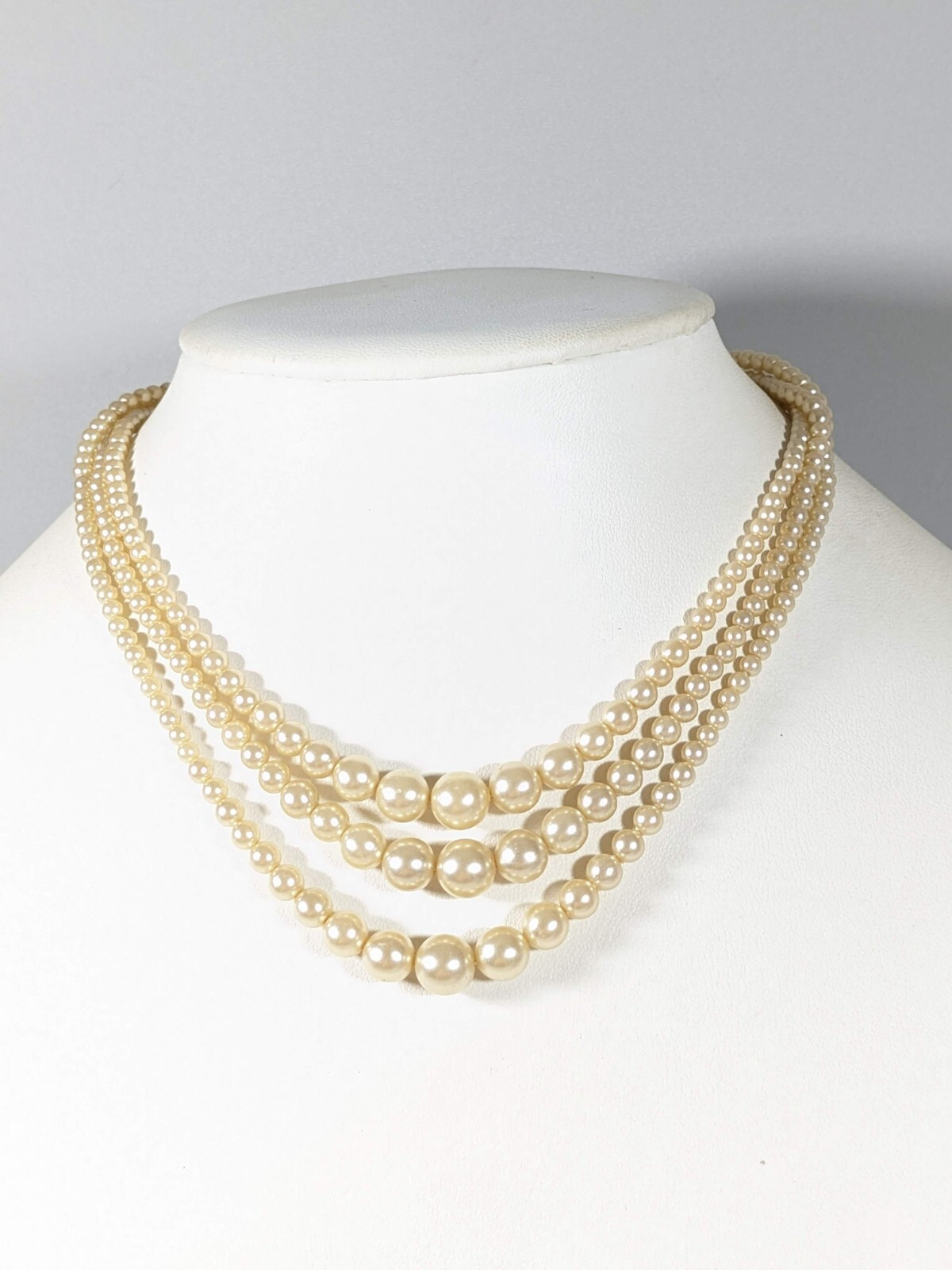 Vintage Ivory Color Acrylic Faux Pearl Three Layer Necklace 15 inches Choker