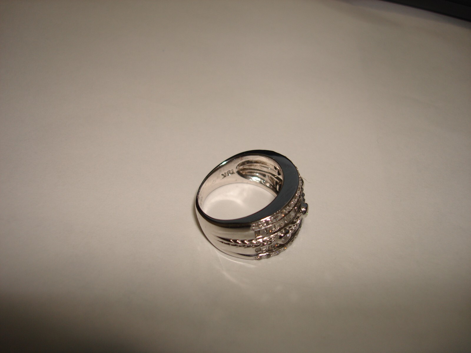 Collectible Unique LeVian 18k White Gold Diamond Ring Band 10.9 Grams Size 6.5
