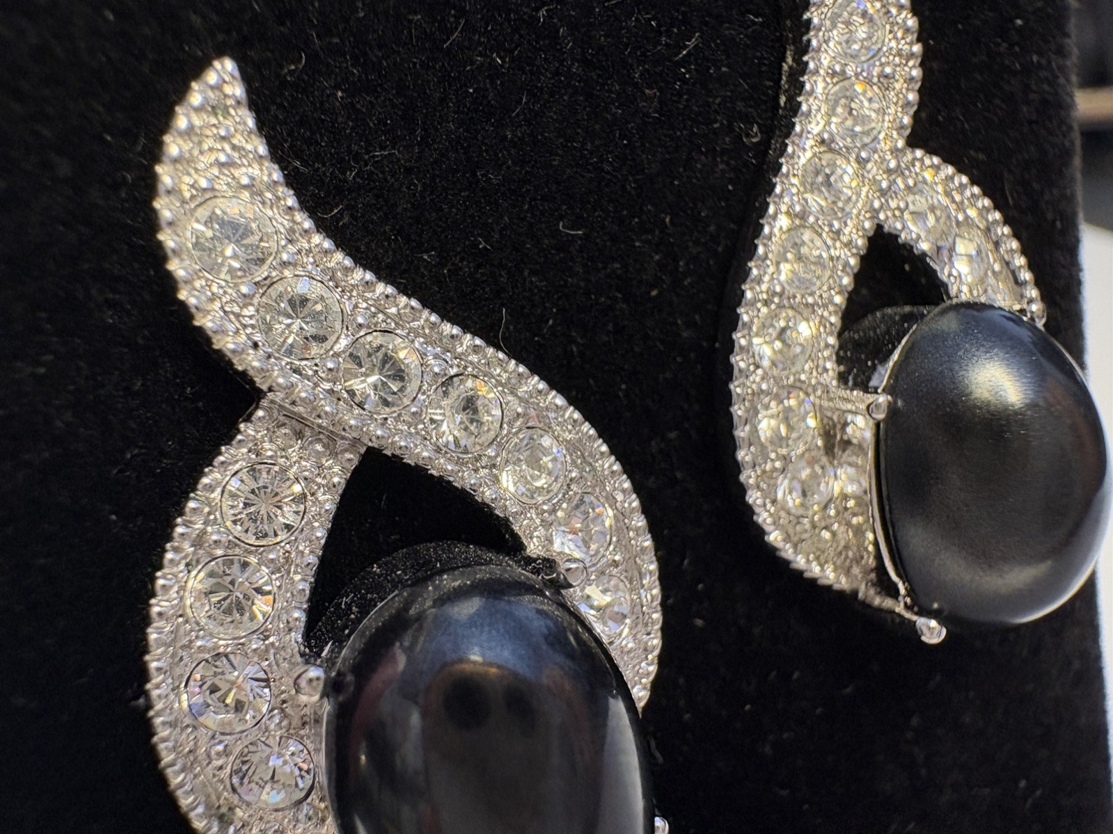Vintage Fifth Avenue Collection Butler Crystal Rhinestone Earrings Silver Studs