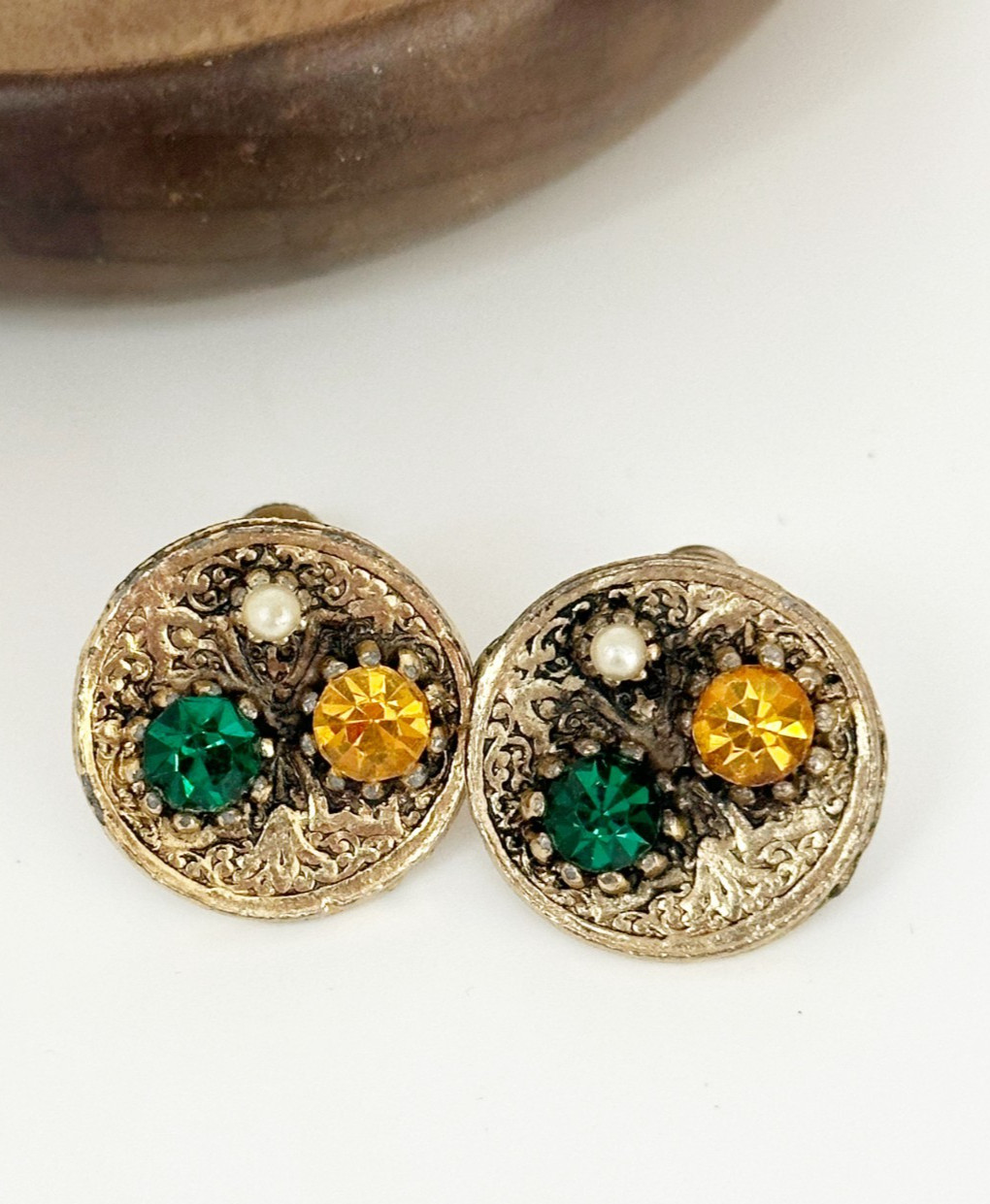 Vintage Gold Tone Clip-on Earrings Round Disk Green Yellow Rhinestone