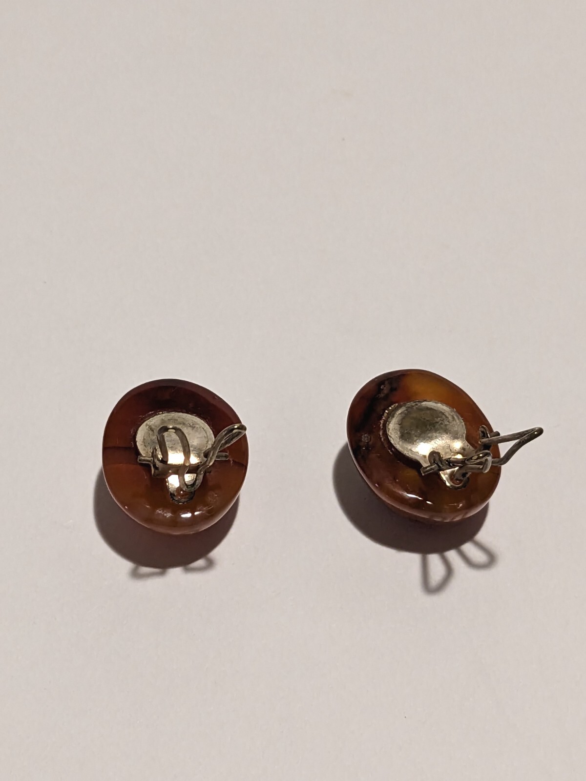 Beautiful Vintage Sunset Shade Glass Dome Clip On Earrings. MCM Style. 1″.