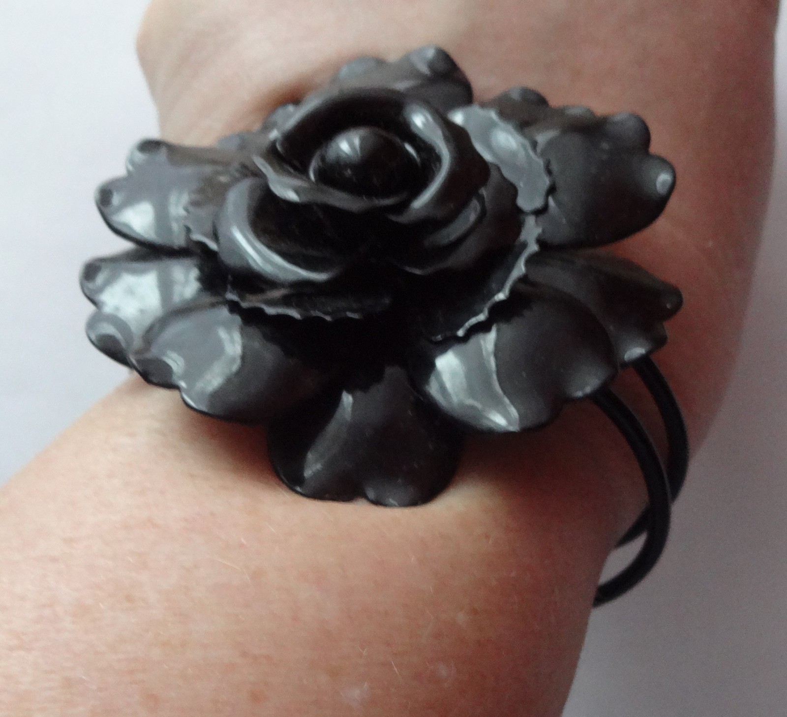 Vtg Chunky Black Enamel Metal Rose Flower Clamper Bracelet Rare Mourning