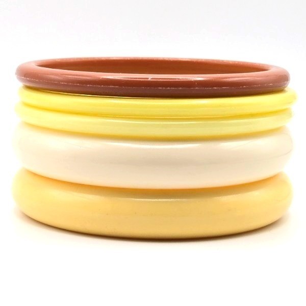 Stackable Set of 5 Vintage Retro Plastic Bangle Bracelets Yellow Cream Orange 8″