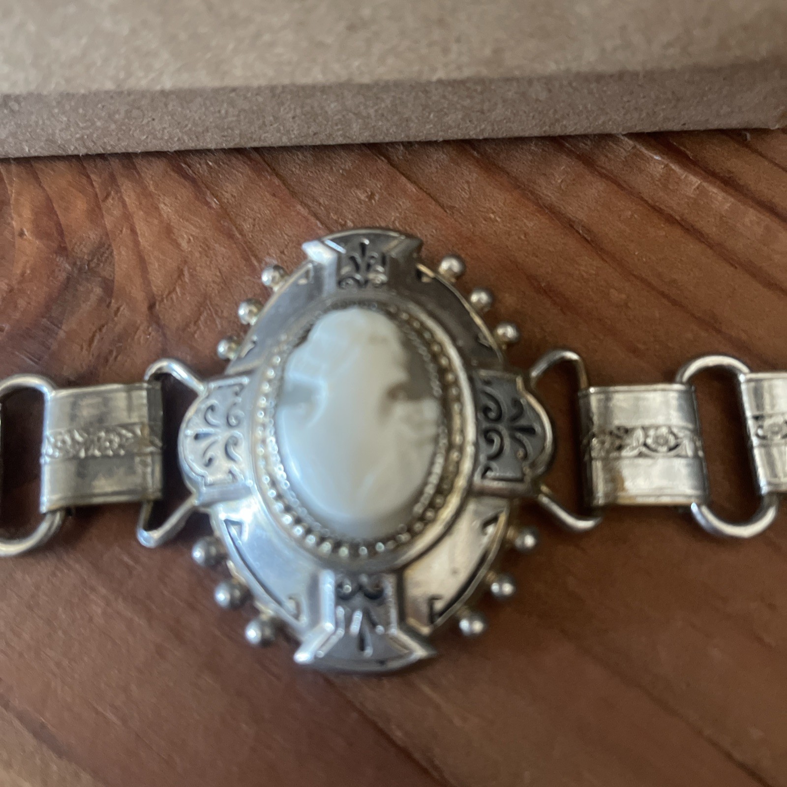 Victorian Revival Shell Cameo Engraved Link Bracelet Silver Tone