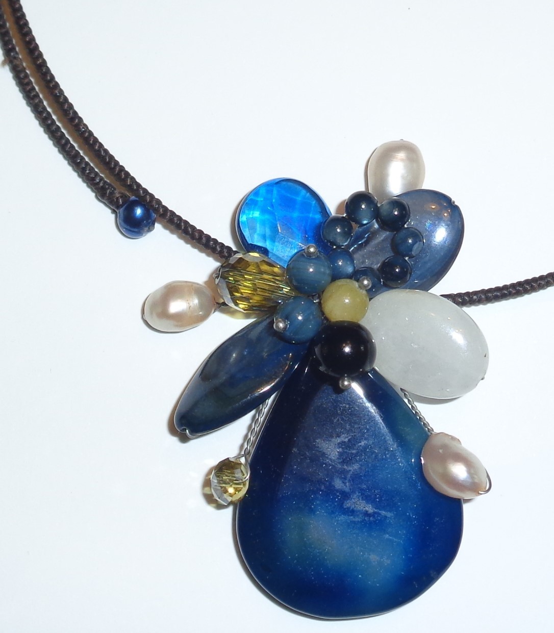 Vtg Necklace Metal Wire Collar Choker & Blue Beaded Floral Pendant -2