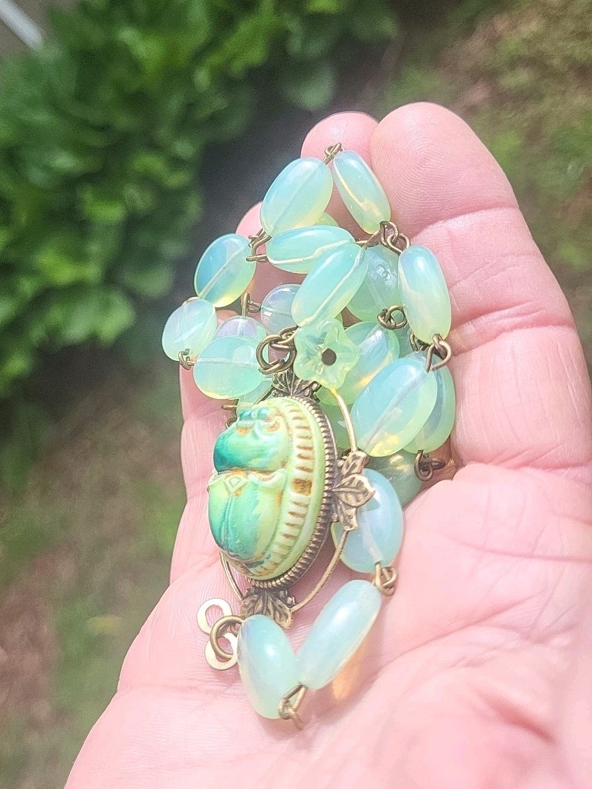 VINTAGE NEIGER EGYPTIAN SCARAB PENDANT OPALITE BEAD URANIUM FLOWER NECKLACE SET