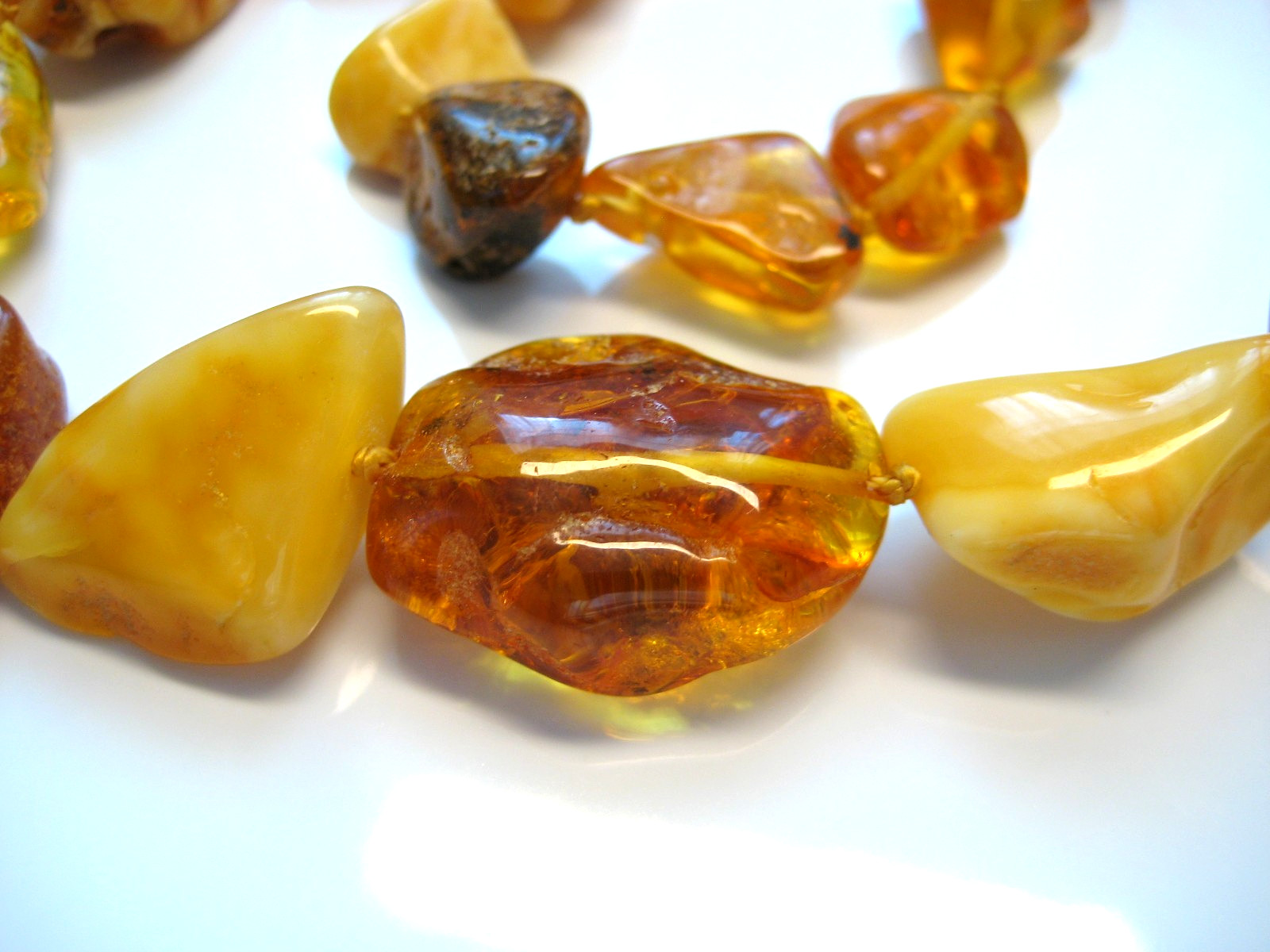 Genuine Massive Amber Beautiful Baltic Amber Necklace 20.5 inches !!!