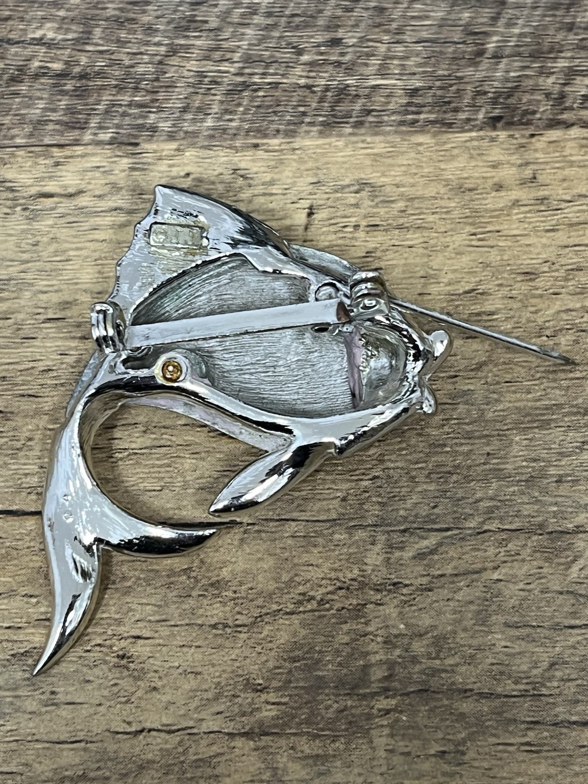 Jonette Jewelry Silver-Tone Fish Brooch Sea Life/Ocean Creatures Series