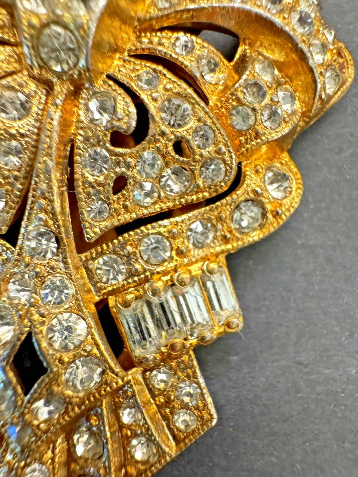 Vintage 1940s Unsigned Rhinestone Dress Clip, Art Deco Bow Fur Clip