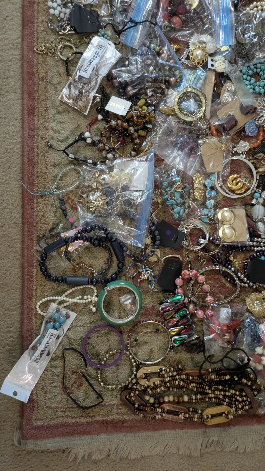 17 Lbs Of Unresearched Vintage/Modern/New Resell Or Crafting Jewelry Lot