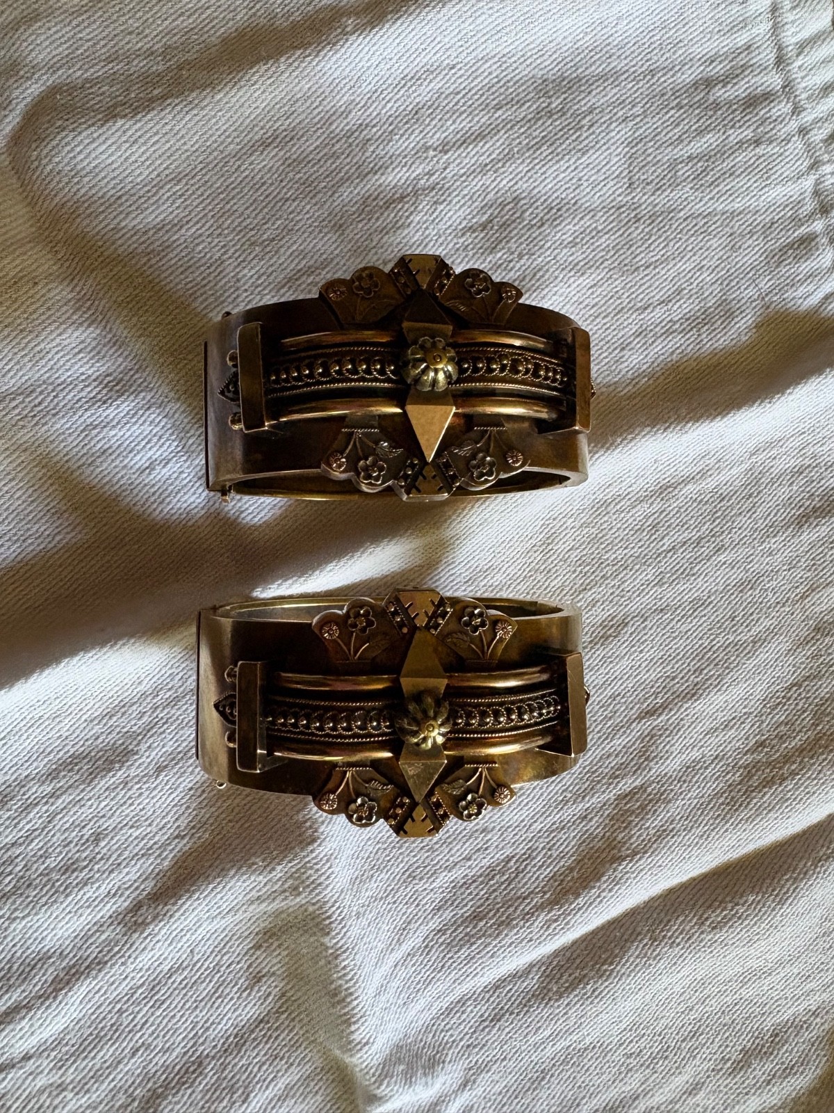 antique 14 carat gold bracelets