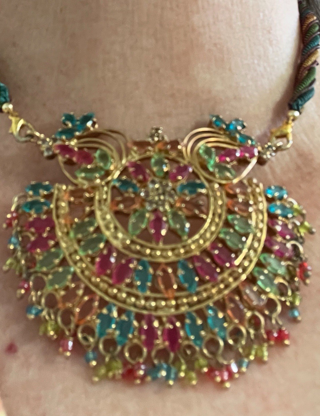 Vintage India Jadau Kundan Style Bollywood Gold Tone Bib Necklace