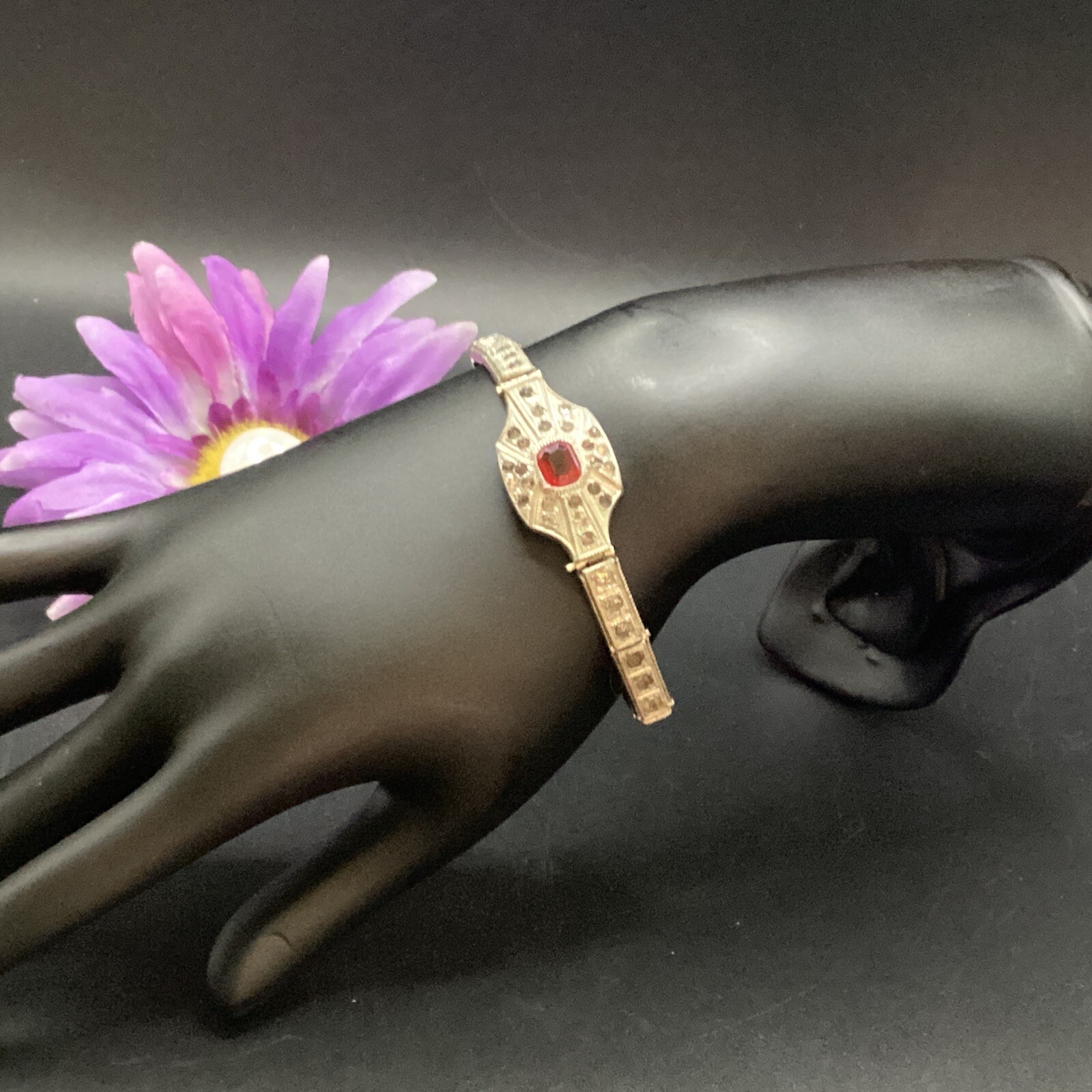 Art Deco 1920s silvertone metal bracelet with faceted red and white crystals 7”