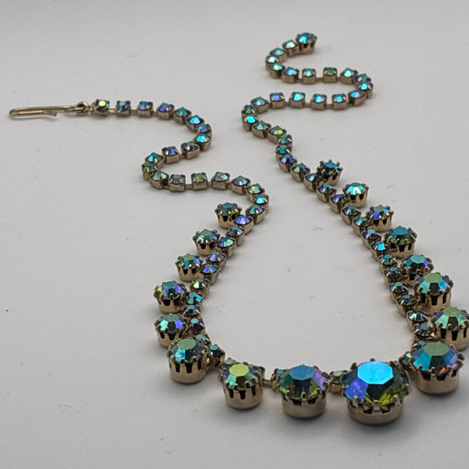 Vintage Aurora Borealis Rhinestone Fringe Necklace Brass Gold Tone 16″