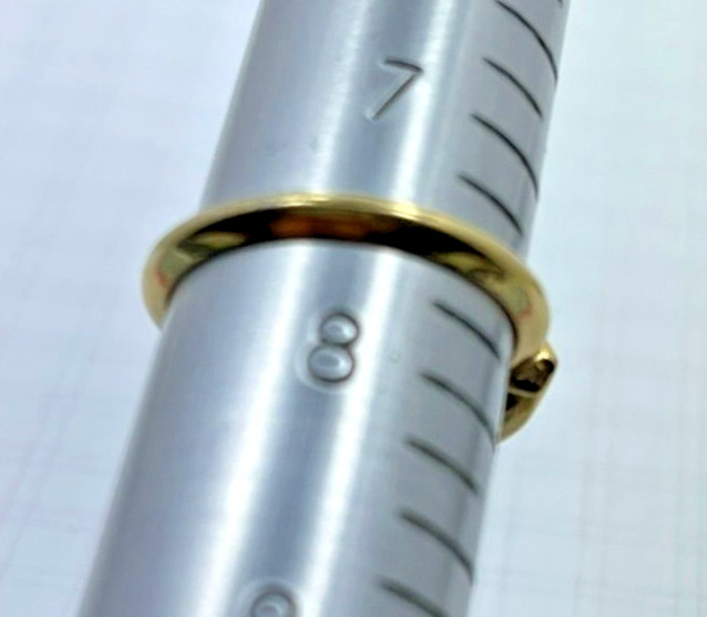 1973 Avon Royal Occasion Topaz Rhinestone Gold Tone Ring Size 7.5