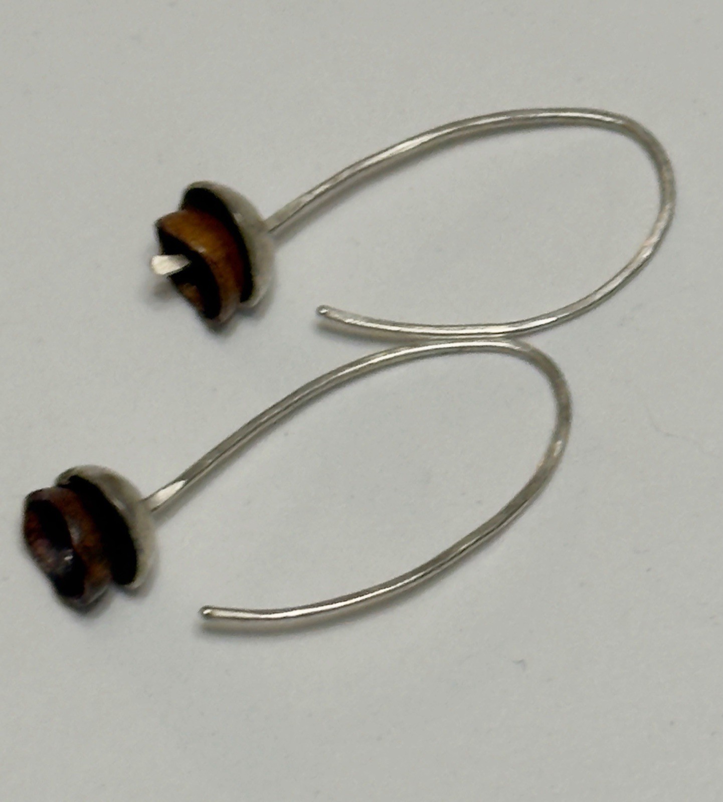 Petit flower Vintage Sterling Silver earrings Fishhook back Unmarked Artesian