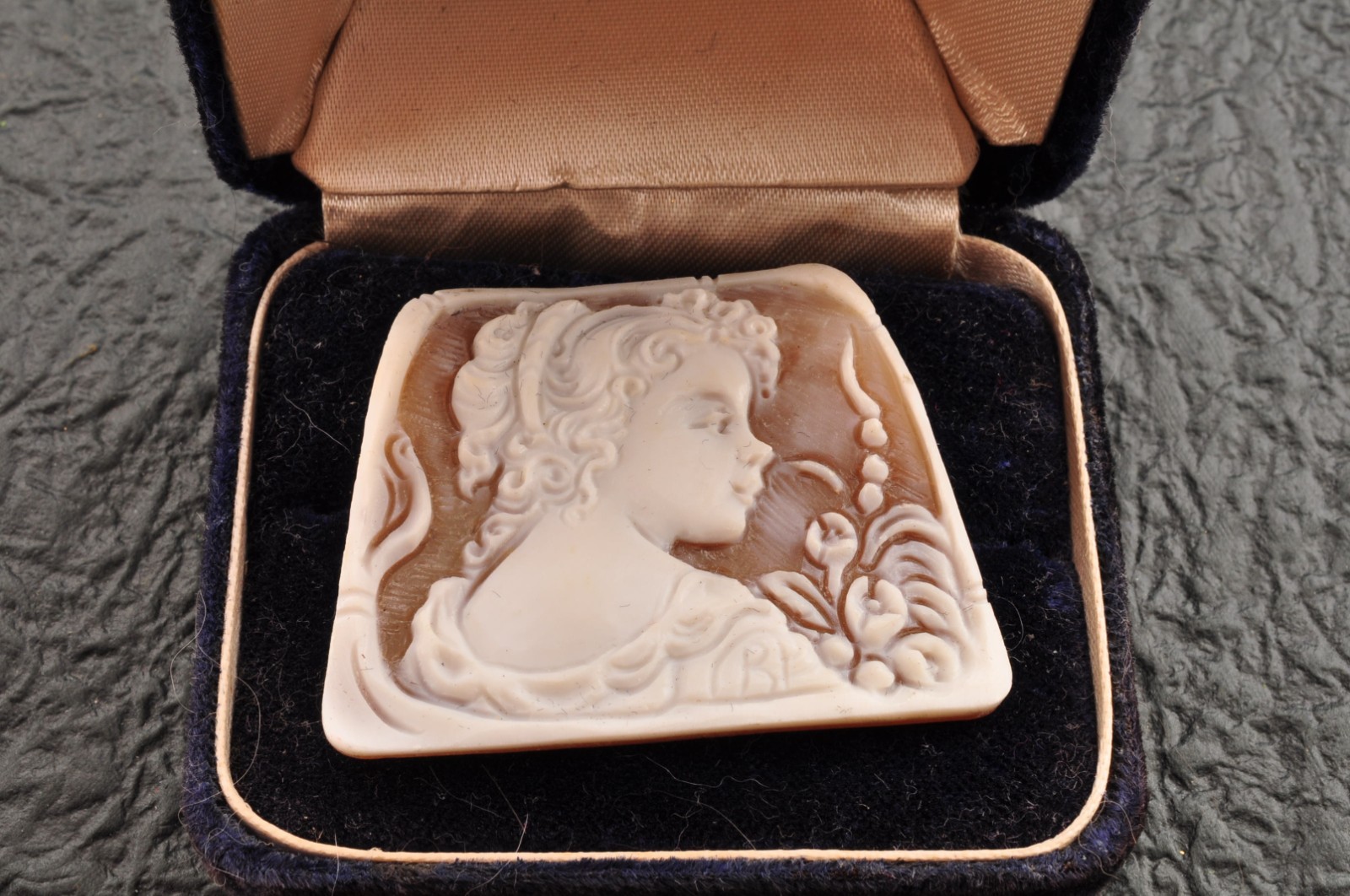 Vintage Trapezoid shell cameo carved “Girl’s profile” (20.0ct) sign by artist.
