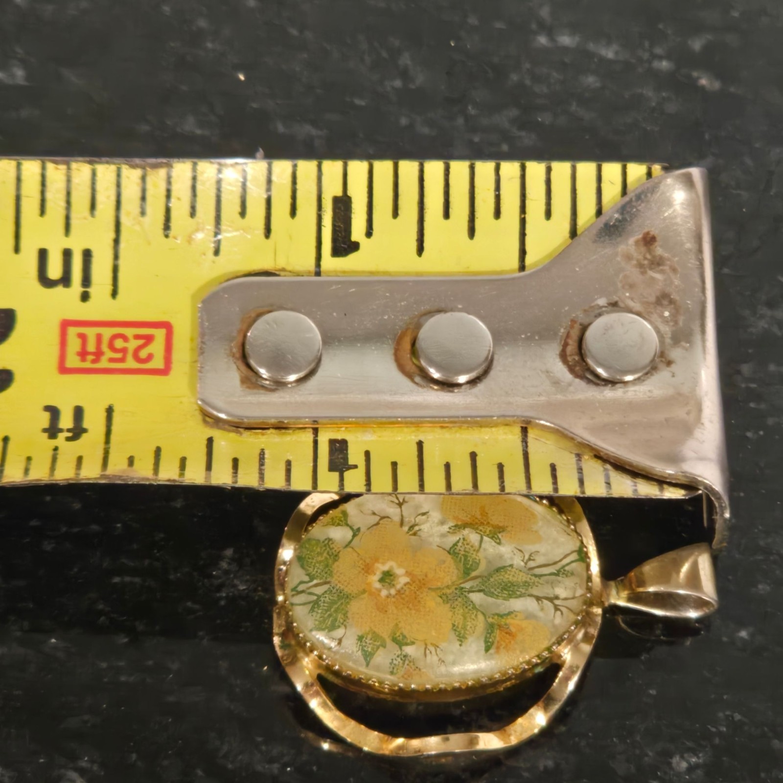 Vintage Flower Pendant Domed Cabochon Gold Tone Mid Century yellow floral art
