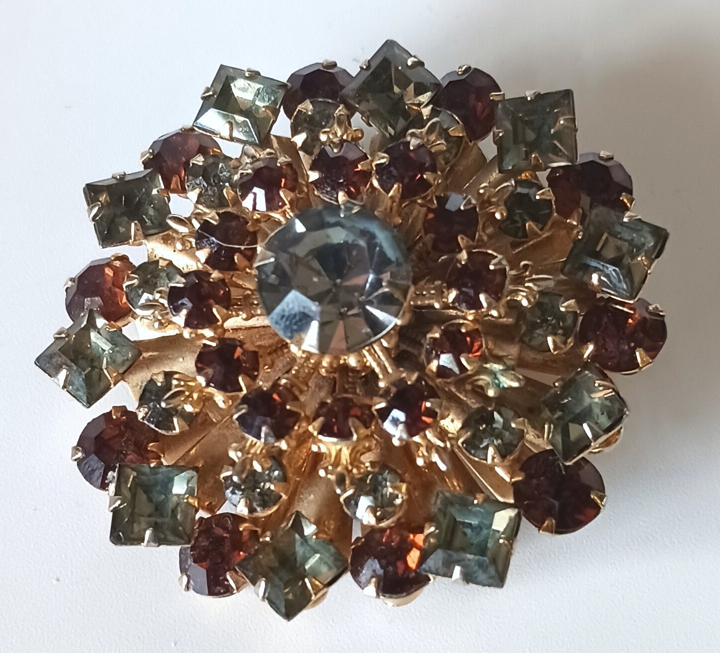 Vintage Gold-tone Layered Brooch w/ Smoky Topaz- & Gray-Green Colored Rhinestone